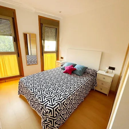 Appartement Edificio Habitat En A 50 Metros De Silgar Con Parking *